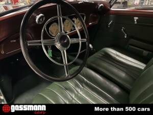 Imagen 9/15 de Mercedes-Benz 320n Spezial Roadster (1938)