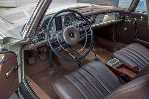 Image 7/26 of Mercedes-Benz 230 SL (1966)