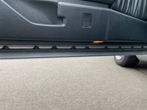 Image 8/15 of Mercedes-Benz E 220 (1996)