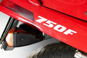 Bild 39/50 von Honda VFR 750R RC 30 (1988)