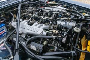 Image 18/50 of Jaguar XJ 12 (1987)