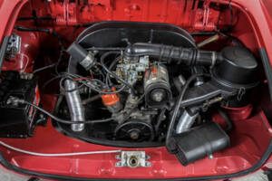 Afbeelding 43/50 van Volkswagen Karmann Ghia 1600 (1971)