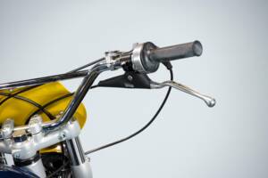 Immagine 22/50 di SWM DUMMY (1975)