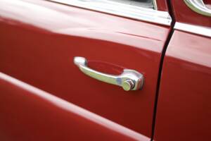 Image 19/50 of Mercedes-Benz 220 (1967)