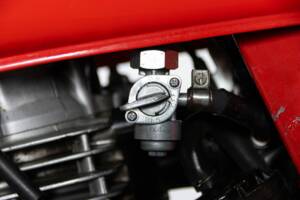 Bild 39/50 von Honda NX 650 Dominator (1990)