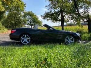 Bild 6/18 von Mercedes-Benz SL 500 (2012)