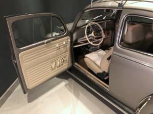 Image 29/64 of Volkswagen Beetle 1200 Export &quot;Oval&quot; (1956)