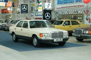 Bild 6/50 von Mercedes-Benz 380 SE (1980)