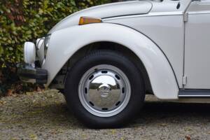 Bild 25/49 von Volkswagen Super Beetle (1979)
