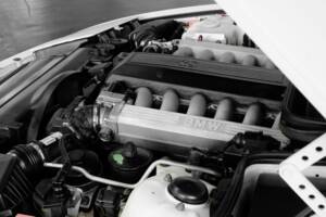 Bild 35/45 von BMW 850i (1990)