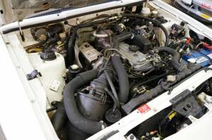Image 38/55 of Mitsubishi Starion (1989)