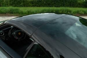 Bild 22/50 von Ferrari California T (2014)
