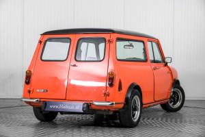 Image 36/50 of Mini Estate (1980)