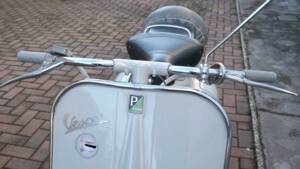 Immagine 17/50 di Piaggio Vespa 125 (1955)