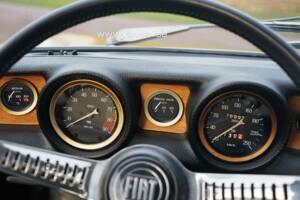 Bild 22/28 von FIAT Dino Coupe (1968)