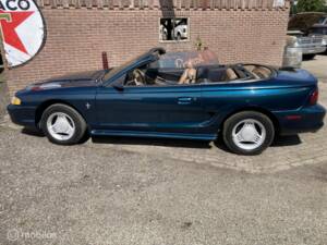Image 29/46 of Ford Mustang (1995)
