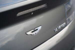 Immagine 42/50 di Aston Martin V12 Vantage (2012)