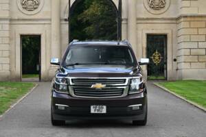 Image 20/50 of Chevrolet Suburban (2017)
