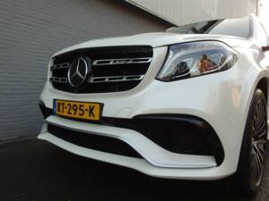 Image 12/98 of Mercedes-Benz GLS 63 AMG 4MATIC (2016)
