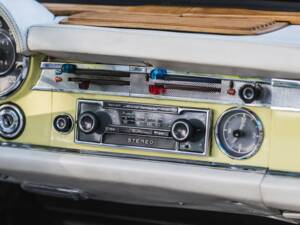 Image 8/8 of Mercedes-Benz 230 SL (1964)