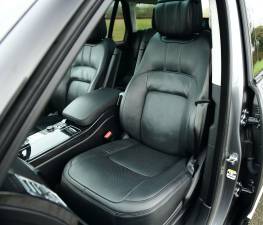 Image 24/50 of Land Rover Range Rover Vogue SDV8 (2019)
