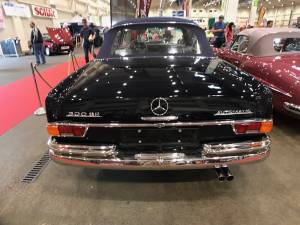 Imagen 7/21 de Mercedes-Benz 300 SE (1965)
