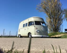 Image 11/23 of Volkswagen T1 minibus (1964)