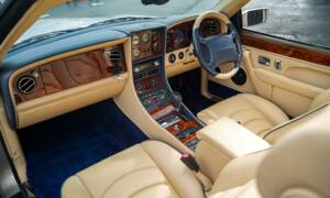 Bild 4/50 von Bentley Azure (2001)