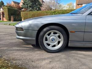 Bild 19/26 von BMW 850i (1991)