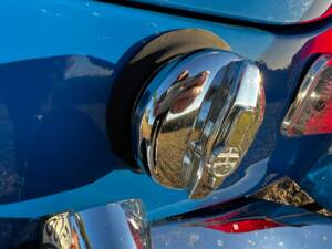 Image 23/50 of MG MGB GT (1972)