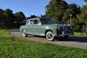 Afbeelding 7/8 van Mercedes-Benz 220 S (1958)