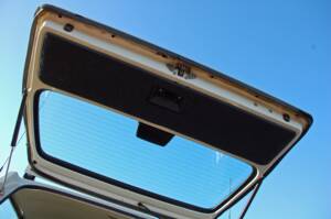 Afbeelding 34/45 van Volvo 245 GL (1991)