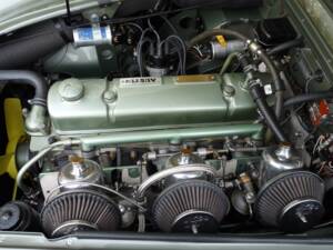 Image 28/32 of Austin-Healey 3000 Mk II (BT7) (1962)