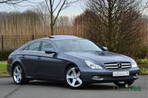 Bild 7/50 von Mercedes-Benz CLS 350 CGI (2008)