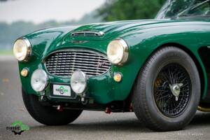 Image 27/59 of Austin-Healey 100&#x2F;6 (BN6) (1958)