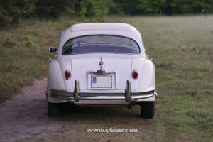 Image 16/17 of Jaguar XK 150 FHC (1959)
