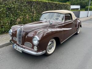 Image 14/30 of BMW 502 Sport (1955)