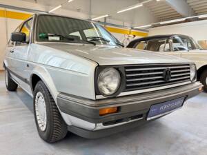 Imagen 3/23 de Volkswagen Golf Mk II 1.3 (1987)