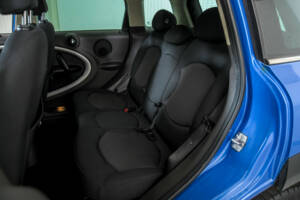 Image 39/50 of Mini Cooper Countryman (2011)