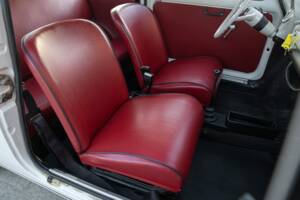 Image 27/50 of FIAT 500 F (1970)