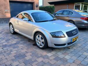 Immagine 7/8 di Audi TT 1.8 T (1999)