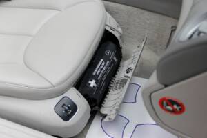 Imagen 30/38 de Mercedes-Benz SL 350 (2003)