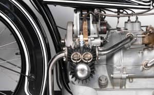 Image 63/98 of BMW R 32 (1925)