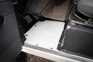 Bild 13/98 von Land Rover Defender 110 Td5 (1999)