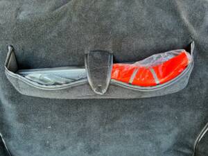 Image 16/36 de Porsche 911 Carrera 4 (1989)