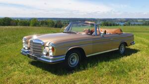 Image 1/39 de Mercedes-Benz 280 SE 3,5 (1969)