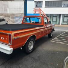 Image 3/9 of Ford F-150 Ranger (1976)