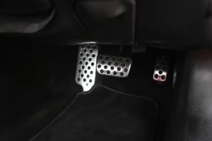Image 46/50 of Jaguar XKR (2006)
