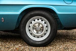 Image 33/50 of Alfa Romeo 2000 Spider Veloce (1981)