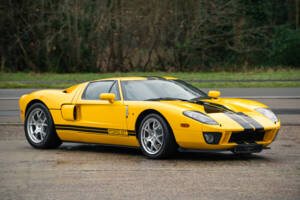 Imagen 2/39 de Ford GT (2005)